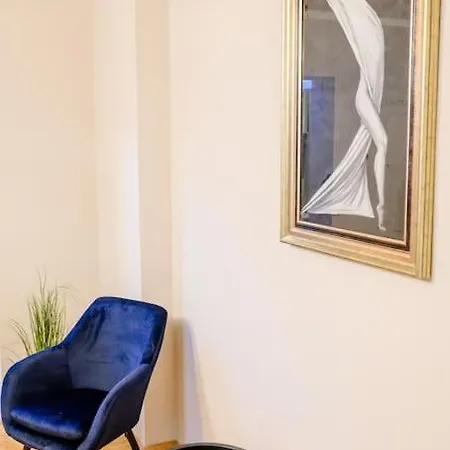 Smiling Heaven * Bukareszt