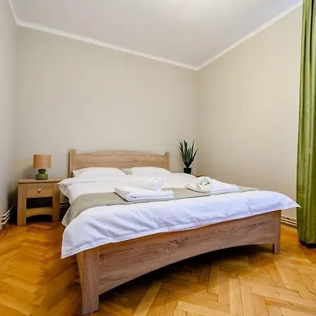 Smiling Heaven * Bukareszt